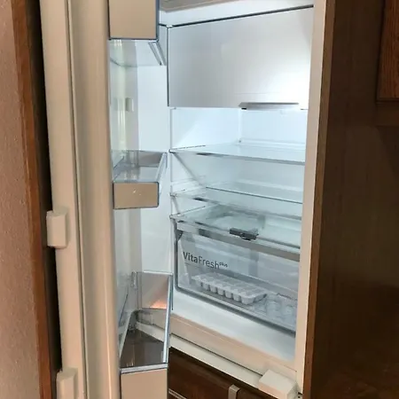 Dora Apartment *